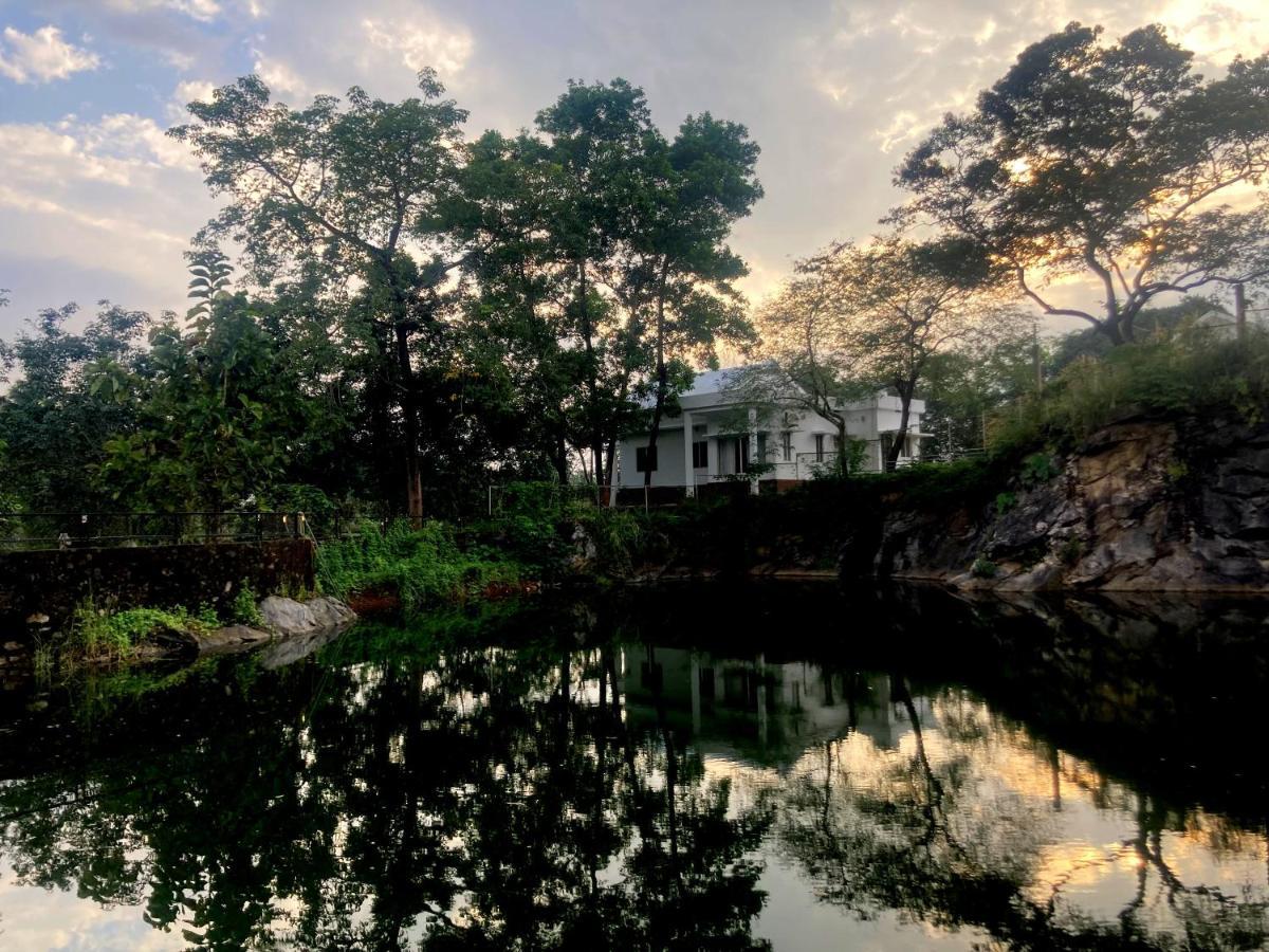 Rockdale Resort Nilambūr Zewnętrze zdjęcie