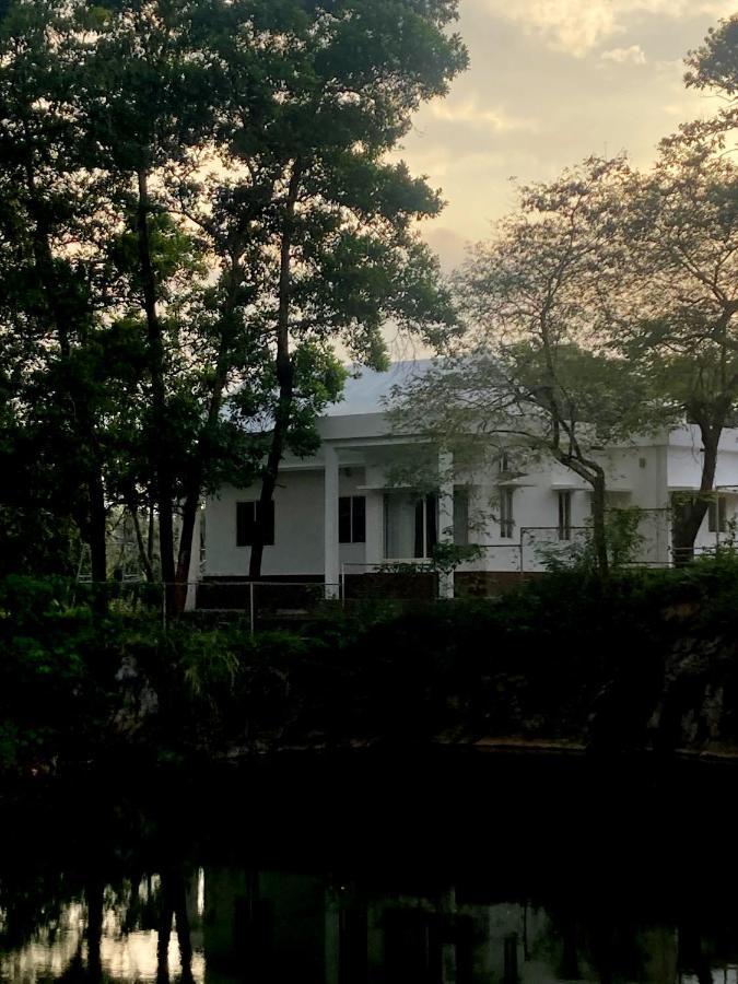 Rockdale Resort Nilambūr Zewnętrze zdjęcie