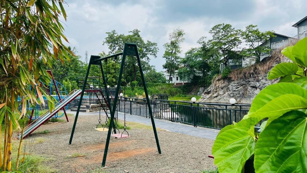 Rockdale Resort Nilambūr Zewnętrze zdjęcie